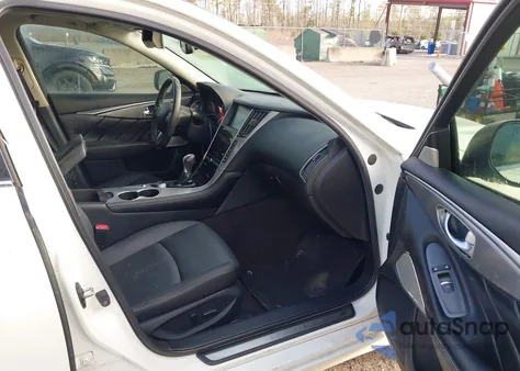 2017 Infiniti Q50 3.0T Premium z USA, uszkodzony, nr VIN JN1EV7AP4HM735955